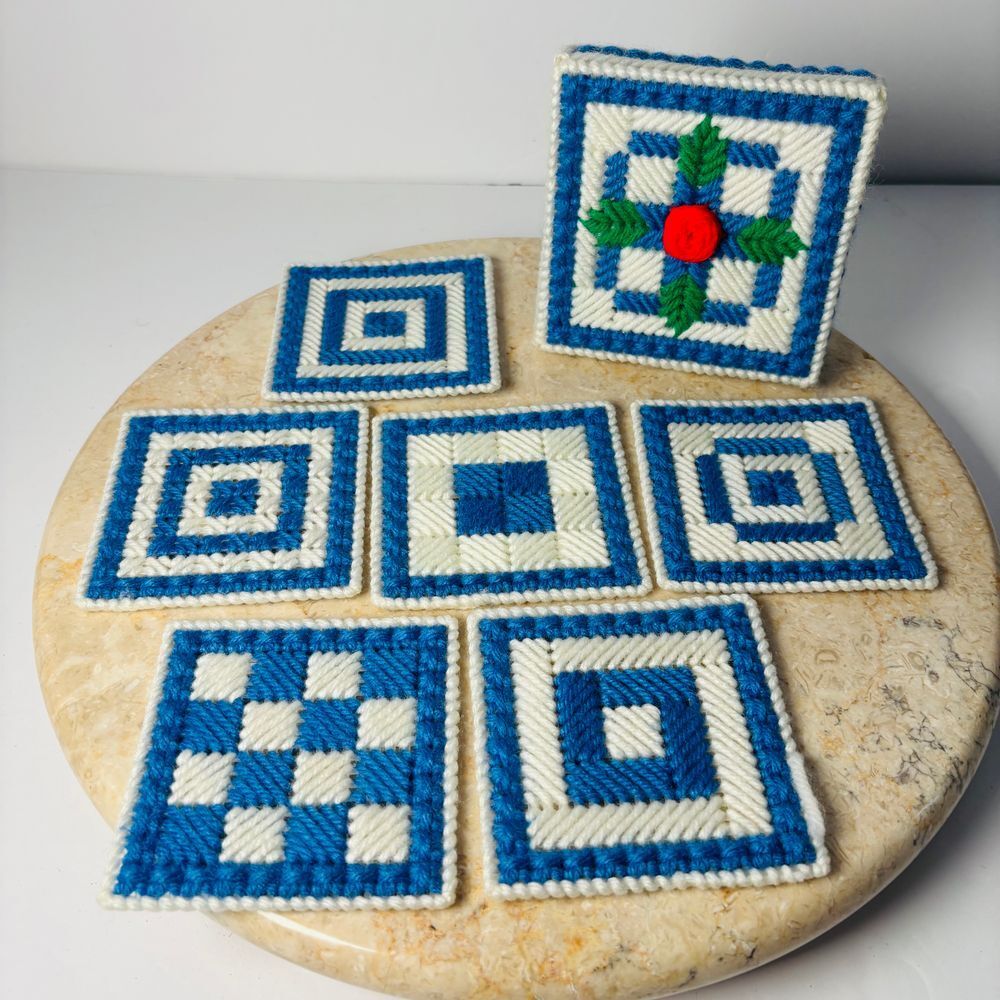 Vintage‎ Handmade Cross Stitch Blue Floral Boxed 6 PC Coaster Boho MCM Crochet